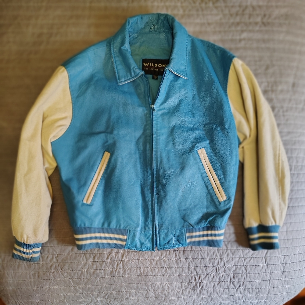 Vintage VTG 90s Wilsons Leather Bomber Varsity Jacket Oversized Size Small